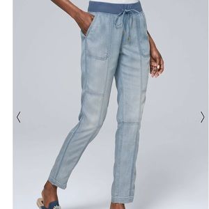 White House Black Market mid rise soft ankle Denim size 14